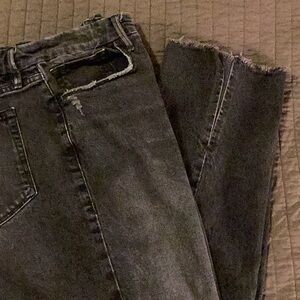 Jeans by Good American